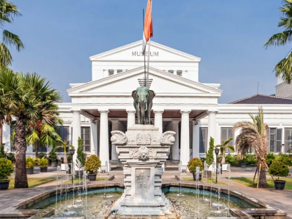 5 Hours Jakarta Private City Tour